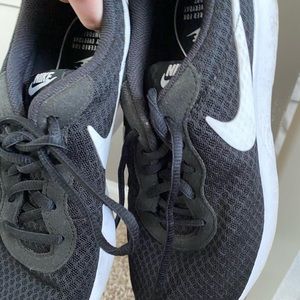 black nike running shoes